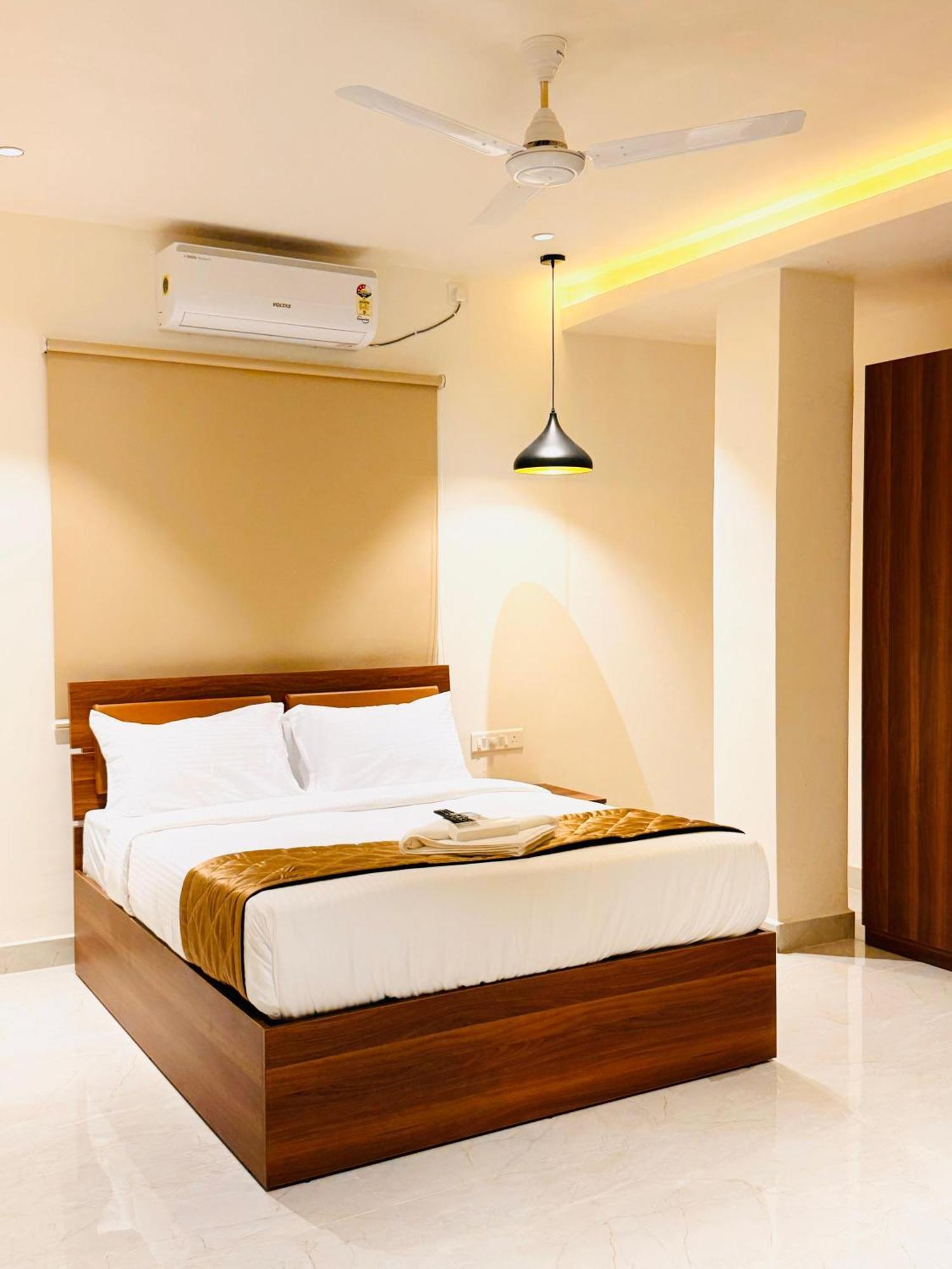 Hotel Star Avenue - Indiranagar Bengalúr Exteriér fotografie